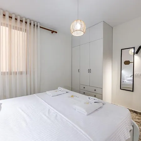 Appartamento Perla 2br Beachside By Pikhost