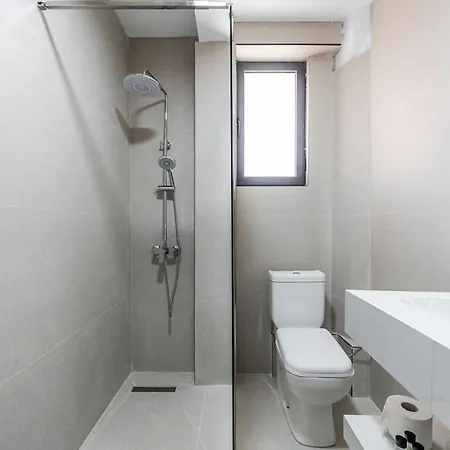 Perla 2br Beachside By Pikhost Appartamento Golem (Tirana)