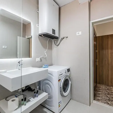 Perla 2br Beachside By Pikhost Appartamento Golem (Tirana)